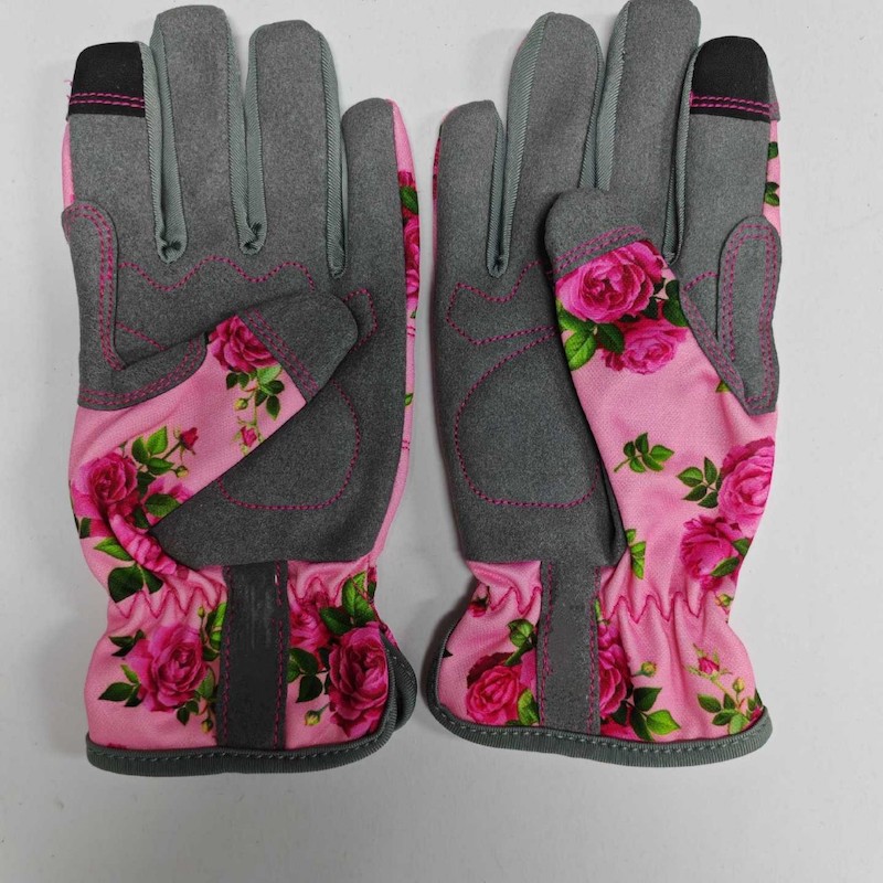 touchscreen gardening gloves